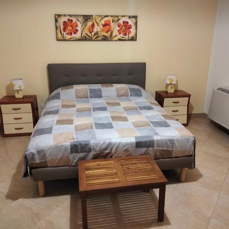 The Best Rooms & Apartments - Parcheggia Gratis Sotto Casa Ed Entra - Mazara del Vallo Quarto foto