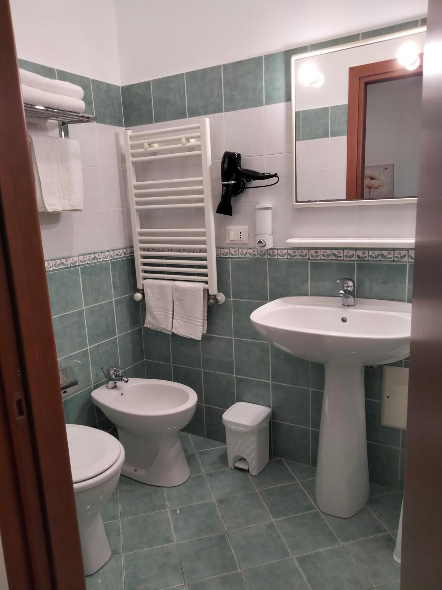 The Best Rooms & Apartments - Parcheggia Gratis Sotto Casa Ed Entra - Mazara del Vallo Quarto foto