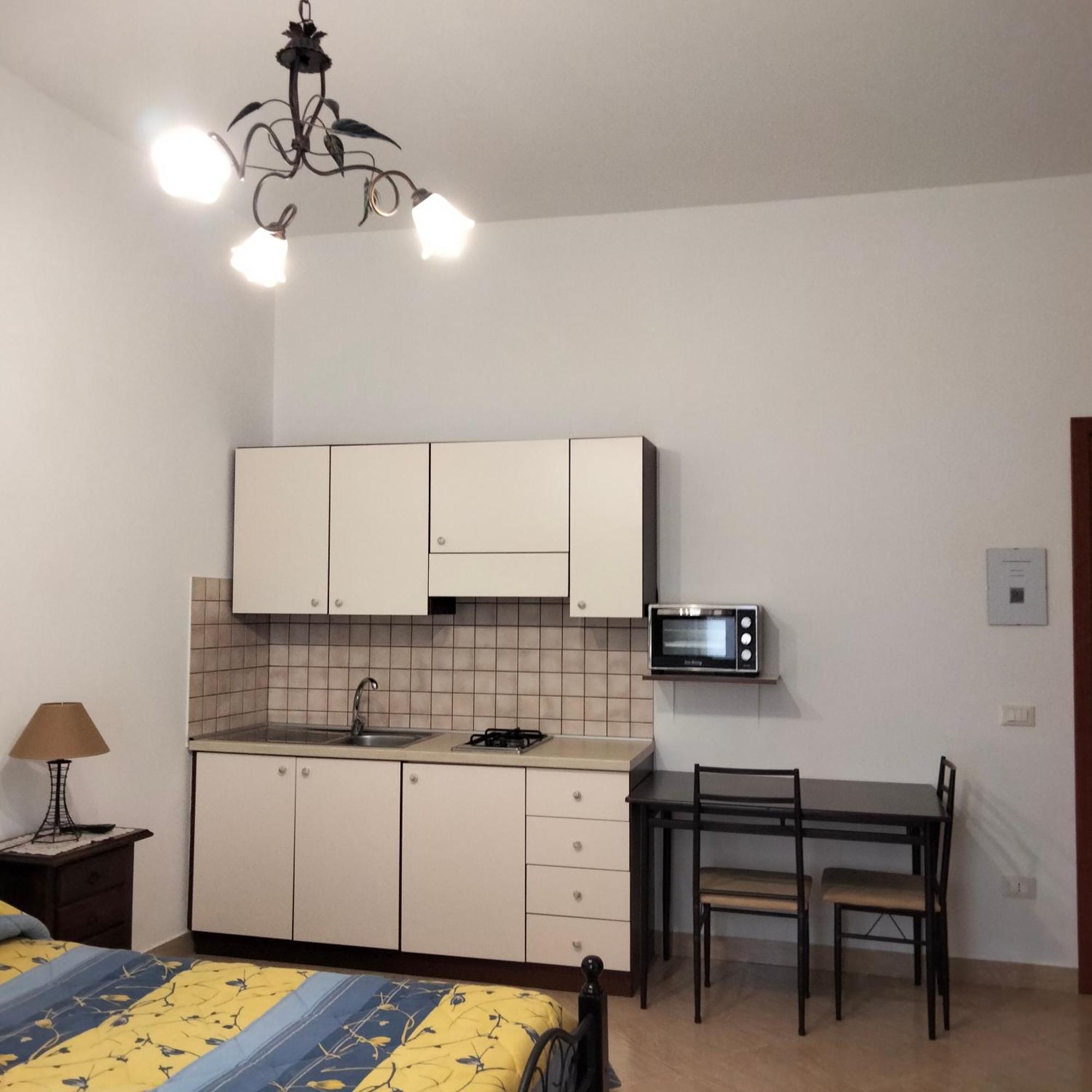The Best Rooms & Apartments - Parcheggia Gratis Sotto Casa Ed Entra - Mazara del Vallo Quarto foto